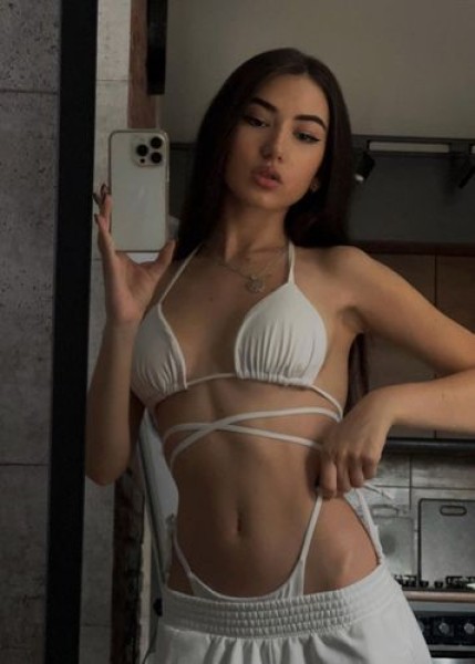 Проститутка Илона Илона