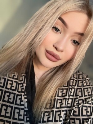 Проститутка Нина